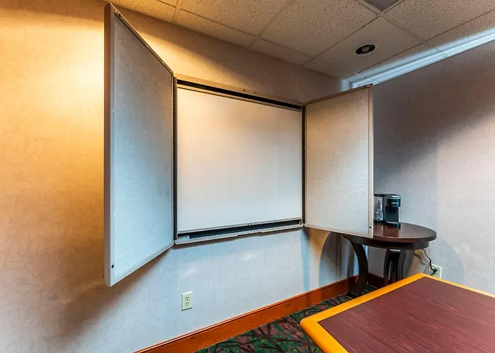 Metro 1 Bd 1 Ba Premium Apartment
